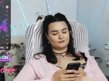 Live Porn with WickedButShy - Bongacams