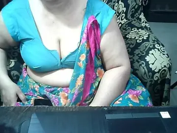 Watch Live Sex Cams with Indianbhabhimilf40 - Bongacams