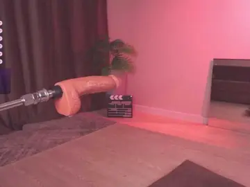 Nude Webcam with MentallyMonika - Bongacams