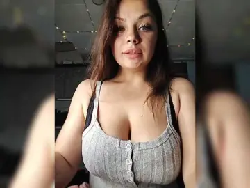 Watch Live Sex Cams with Sweet-Candy88 - Bongacams