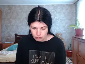 Adult Webcams with Karolina33 - Bongacams