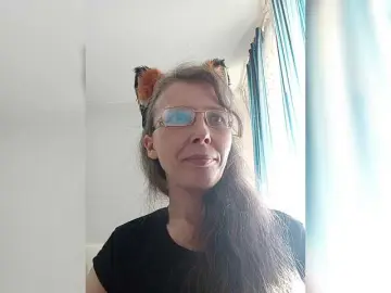 Best live sex cam show with -queen-margo- - Bongacams