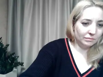 Free Live Porn with mariska-kiska - Bongacams