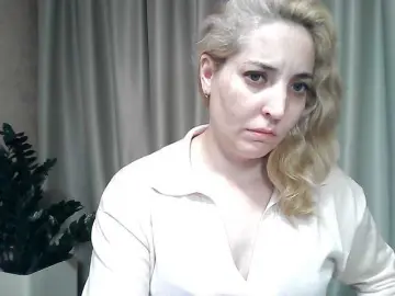 Adult Webcams with mariska-kiska - Bongacams