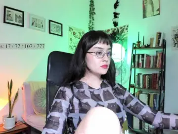 Nude Webcam with Luci--ana - Bongacams