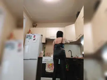 Sex Cam with LaliaMia - Bongacams