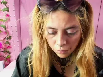 Sex Cam with AnalHade - Bongacams