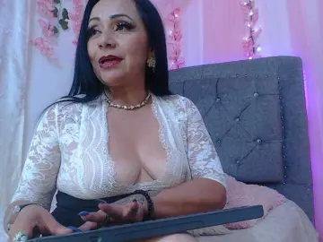 Live Sex Cam with Gemasweet - Bongacams