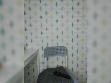 Adult Webcam with YourWitcher - Bongacams