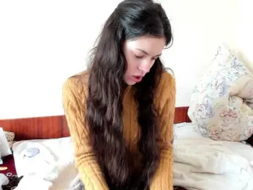 Adult Video Chat with Honeykrisspussy - Bongacams