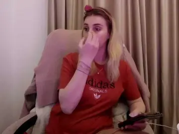 Adult Webcams with alissonone - Bongacams