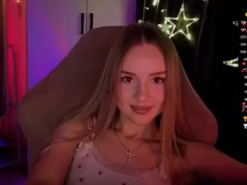 Private Sex Chat with Nestyzz - Bongacams