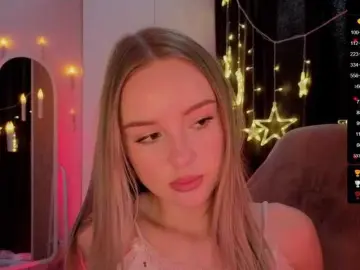 Private Sex Chat with Nestyzz - Bongacams