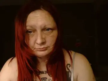 Adult Video Chat with Adelaideskyy - Bongacams