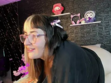 Sex Cam with Gomory-kitty - Bongacams