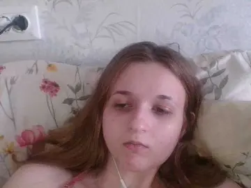 Nude Webcam with Mila23-1-1 - Bongacams