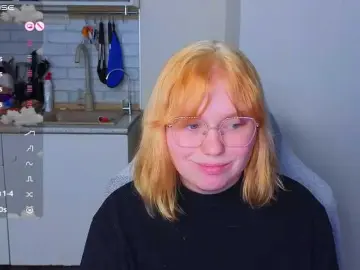 Adult Webcams with softifocus - Bongacams