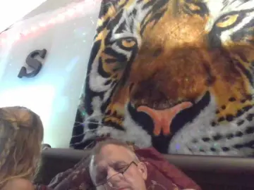 Live Porn with Springer007 - Bongacams