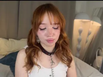 Live Sex with LolaXBambi - Bongacams