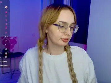 Best Webcam with AdeLuna - Bongacams