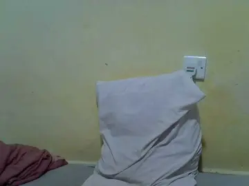 Live Sex Cam with Pretty-doll - Bongacams