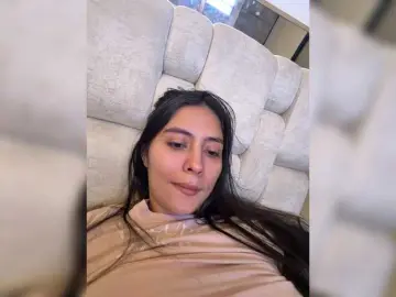 Watch Live Sex Cams with Sophie-Fox - Bongacams