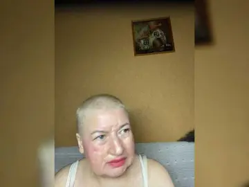 Live Sex with SVETIKBOMBOCHKA - Bongacams