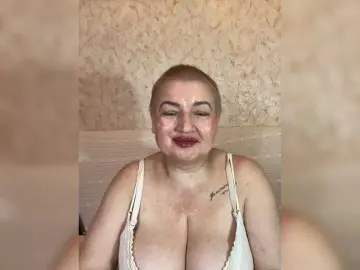 Private Sex Chat with SVETIKBOMBOCHKA - Bongacams