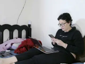 Private Sex Chat with onlyLuxas23 - Bongacams