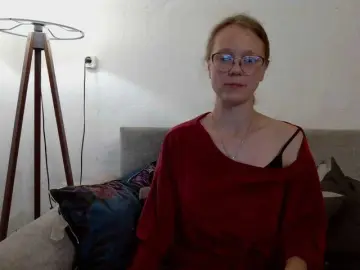 Live Porn with LeniFuchs - Bongacams