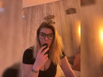 Live Sex with We-love-sex666 - Bongacams