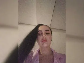 Live Sex Cam with your-red-wine - Bongacams