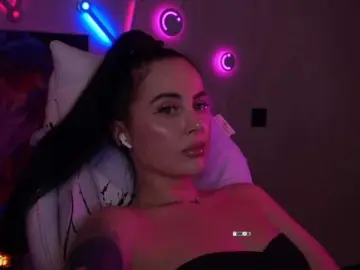 Free Porn Cam with your-red-wine - Bongacams