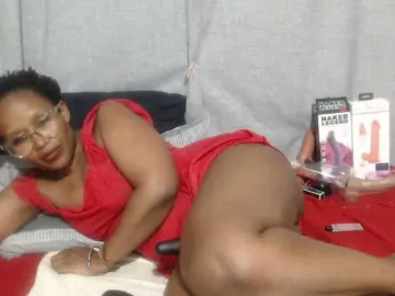 Watch Live Sex Cams with Sheila80 - Bongacams