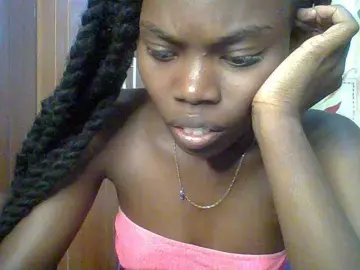 Private Sex Chat with Sweet-petite - Bongacams