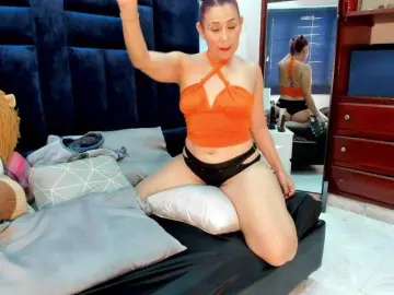 Free Porn Cam with Nayasex - Bongacams