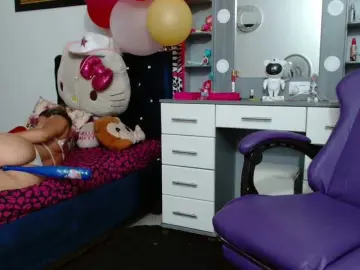 Watch Live Sex Cams with hot-sexy-bunny - Bongacams