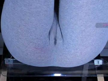 Free Porn Cam with Kira-Kell - Bongacams