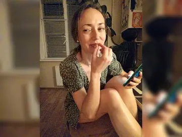 Nude Webcam with betruetoyourheart - Bongacams
