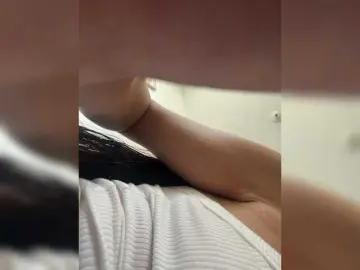 Watch Live Sex Cams with TinyRouse - Bongacams