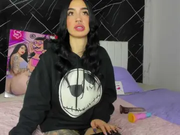 Adult Webcams with candy-leila - Bongacams