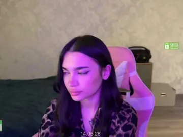 Adult Webcam with BabyCutiee - Bongacams