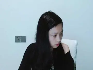 Sex Cam with Selinababy99 - Bongacams