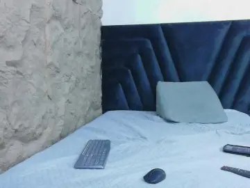 Best live sex cam show with kinkyandsavage - Bongacams