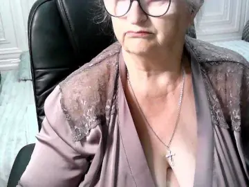 Live Porn with LolkaAlyss - Bongacams