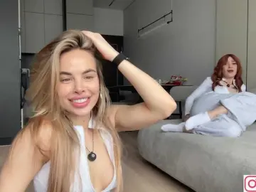Adult Video Chat with diffgirls1-1 - Bongacams