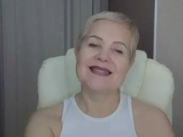 Nude Webcam with IFannyLove - Bongacams