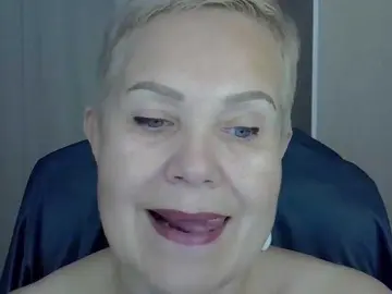 Best live sex cam show with IFannyLove - Bongacams
