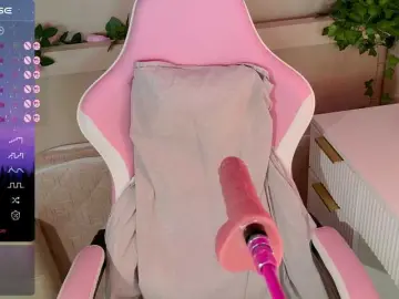 Nude Webcam with LeonaEviann - Bongacams