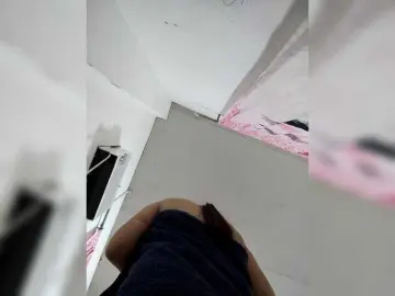 Live Sex Cam with candicelovee - Bongacams